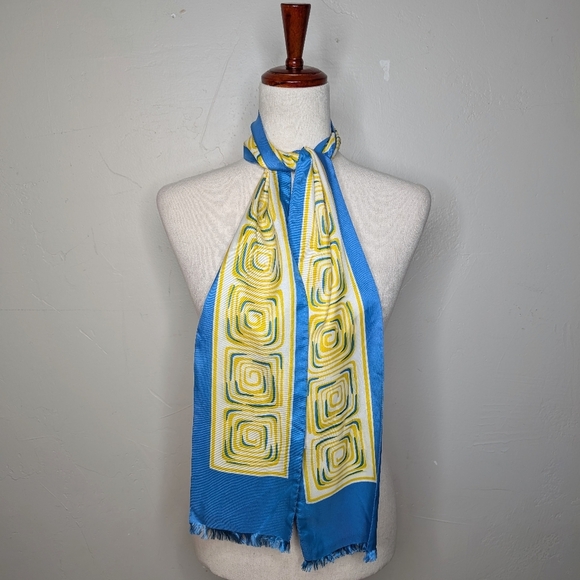 Vintage‎ Yellow Blue and White Mod Oblong Scarf - Picture 6 of 13